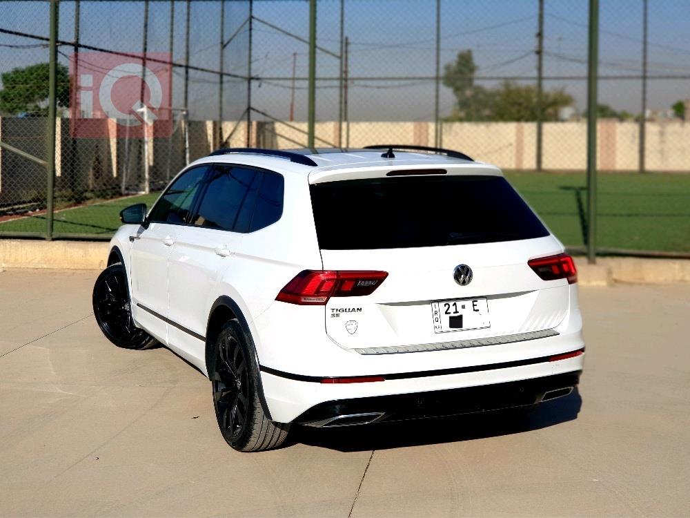 https://cdn.iqcars.io3098ea1e-3c44-4d68-ace2-ae243e1e406f_1.jpg